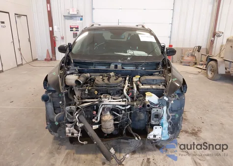 2016 Jeep Cherokee Latitude из США, поврежденный, VIN 1C4PJMCS5GW308983